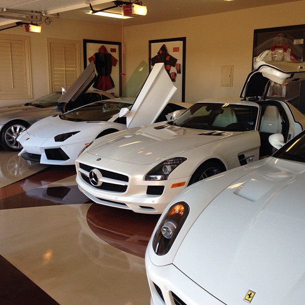 Life Is Good For The Champ Starring Flyod Money Mayweather