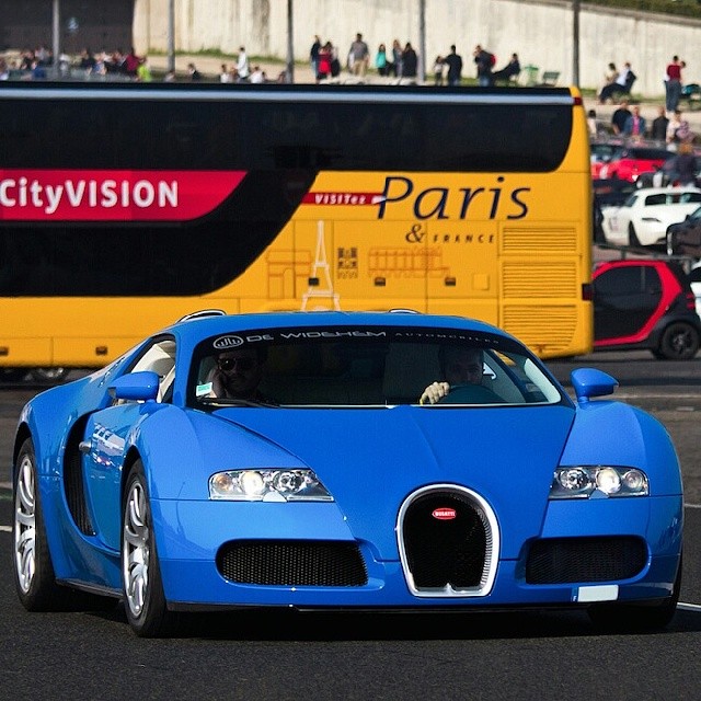 I bet you would want to wake up in this Bugatti Veyron