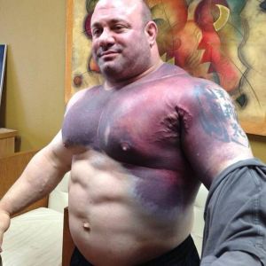 Oude tijden sneeuwman radiator Scott Mendelson after he tore his pec trying for the world record bench  press (716.5 lb) - 97.9 The Box