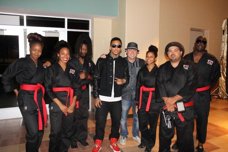 Que West & Kirko Bangz Crash Cy Spring's Prom