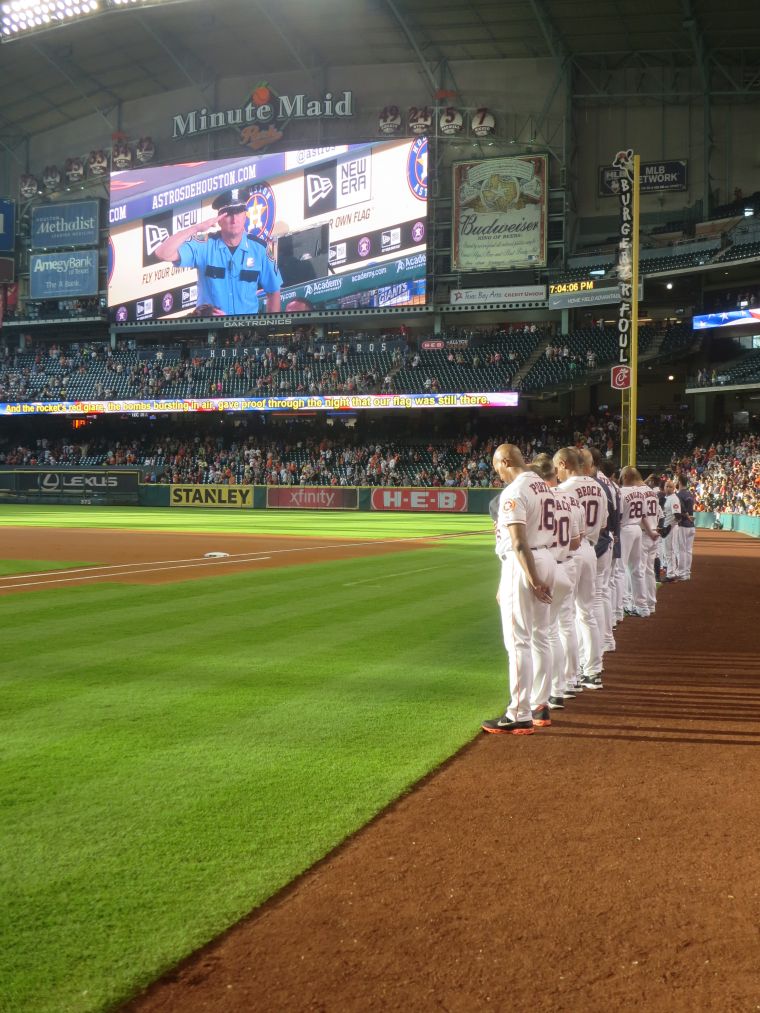 #HAW Drake Hosts The Astros Game