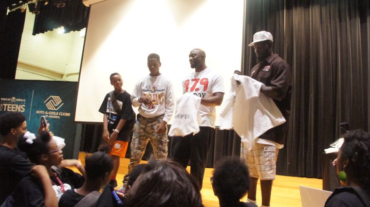 97.9 The Box & Mack Wilds Visit The Boys & Girls Clubs Of Houston