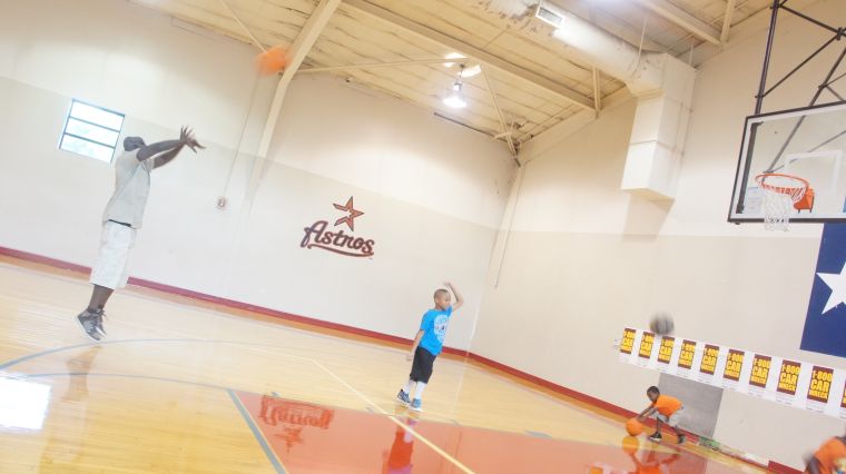 HoltHouse Boy & Girls Club School Drive Recap