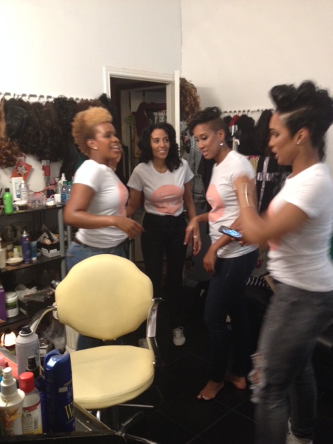 I'm Me Tour- Behind The Scenes Photo Shoot With JJ And The Crew