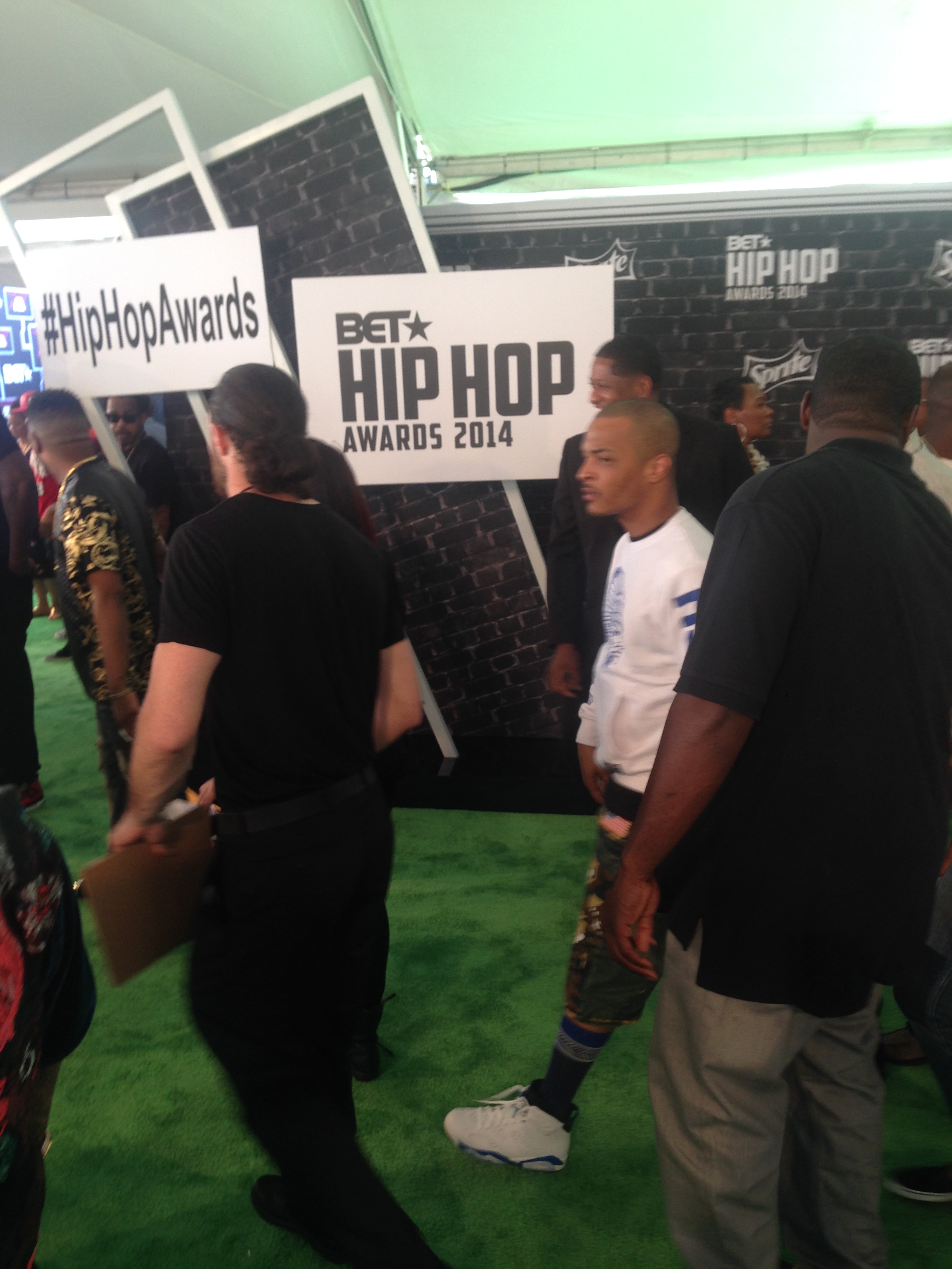 J-Que Invades The 2014 #HipHopAwards Green Carpet