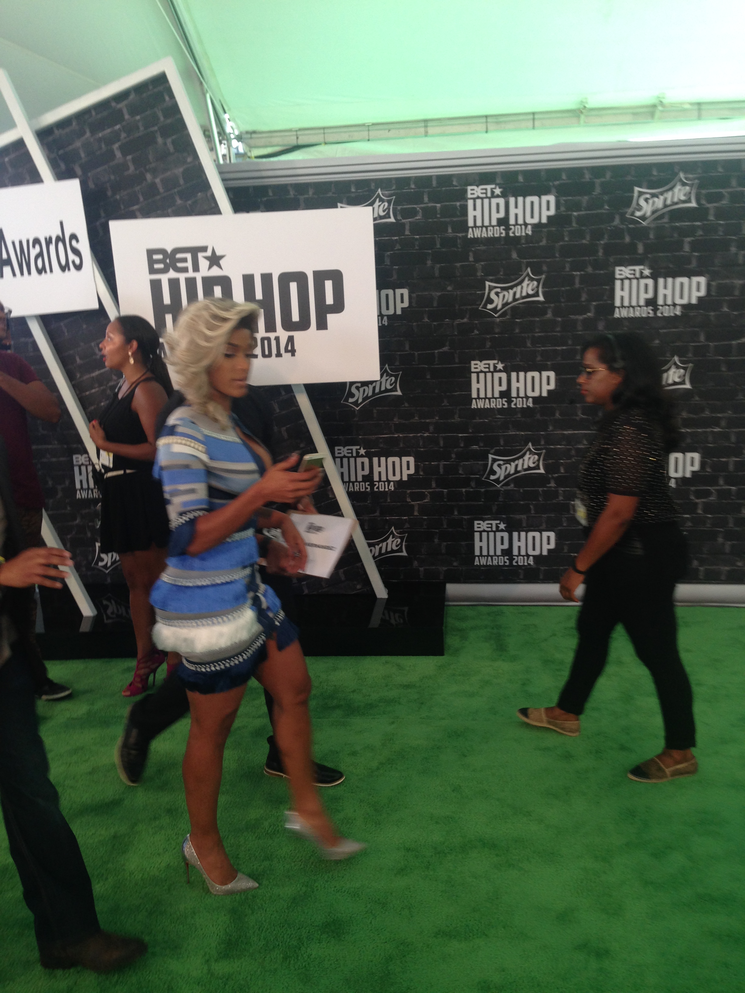J-Que Invades The 2014 #HipHopAwards Green Carpet
