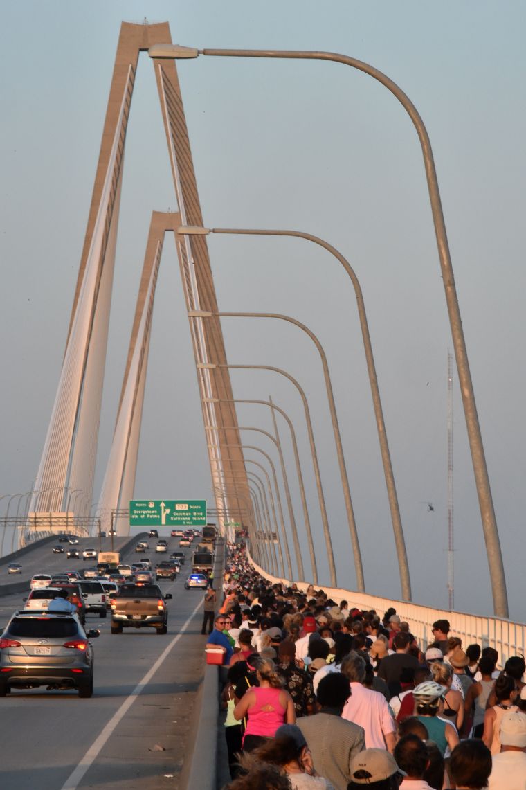 #CharlestonUnited: Thousands March And Join Hands In Memory Of The ‘Emanuel Nine’ [PHOTOS]