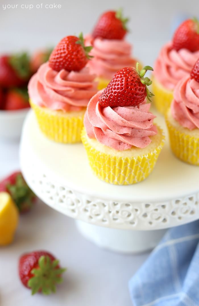 Strawberry Lemonade Cupcakes