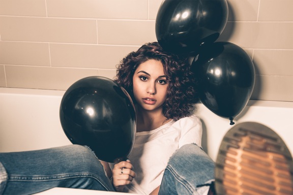 Alessia Cara (21)
