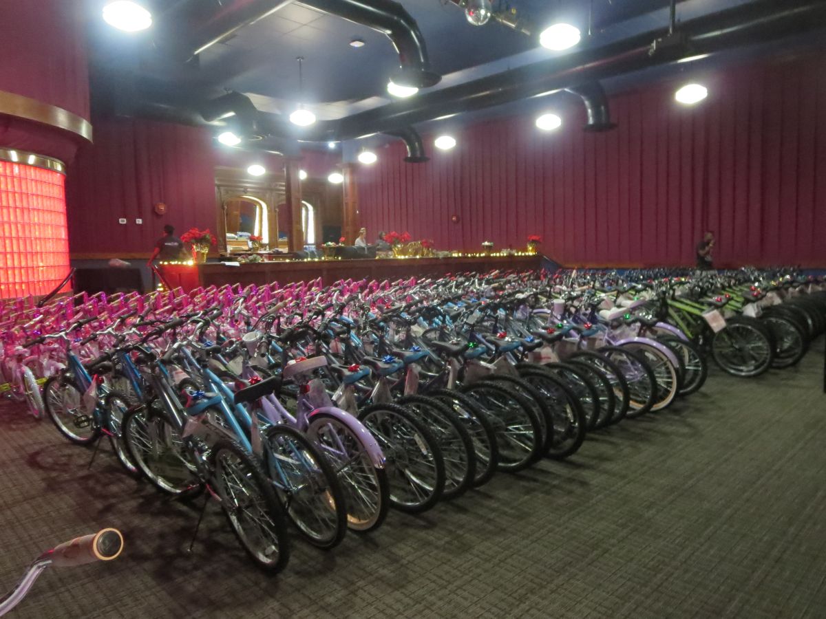 Hatta's Elves Bike Giveaway