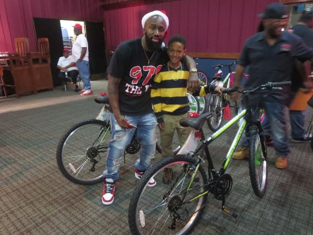 Hatta's Elves Bike Giveaway