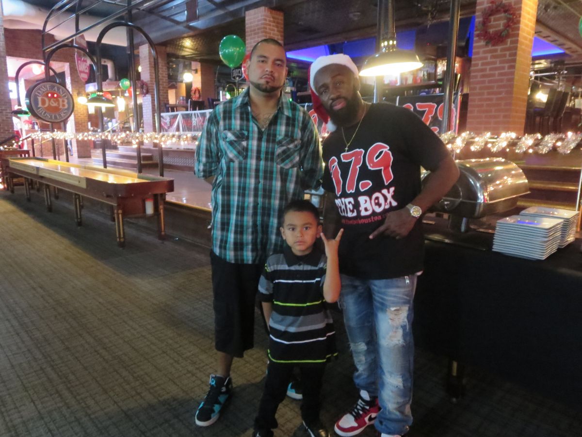 Hatta's Elves Bike Giveaway