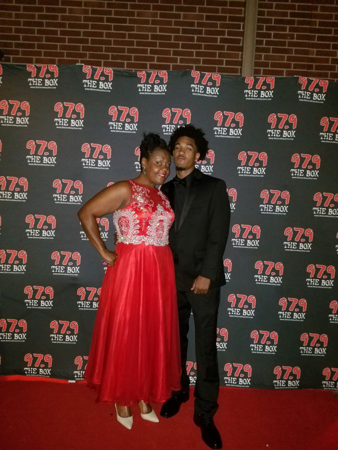 97.9 Prom Night Photo Gallery