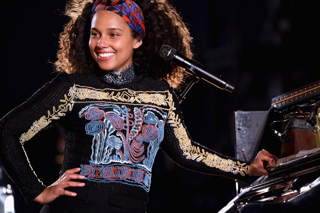 Alicia Keys Celebrates Upcoming New Album 'HERE' With Special Show in Times Square