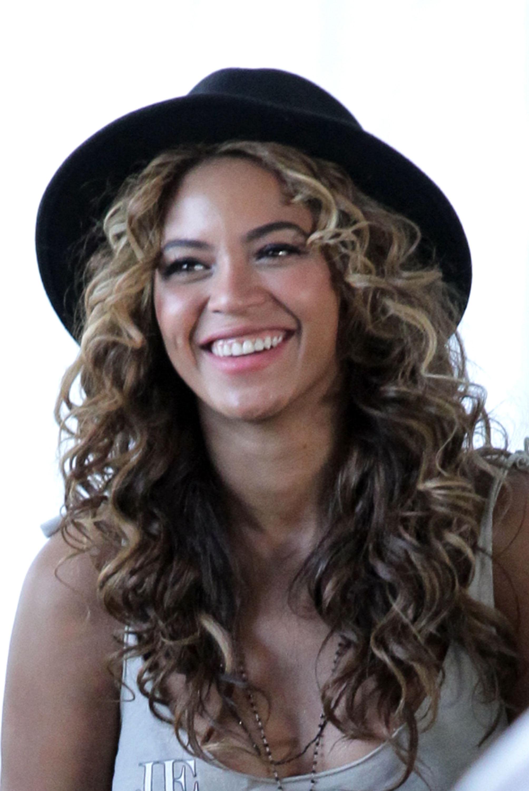 Coachella Valley Music & Arts Festival 2010 - Day 1