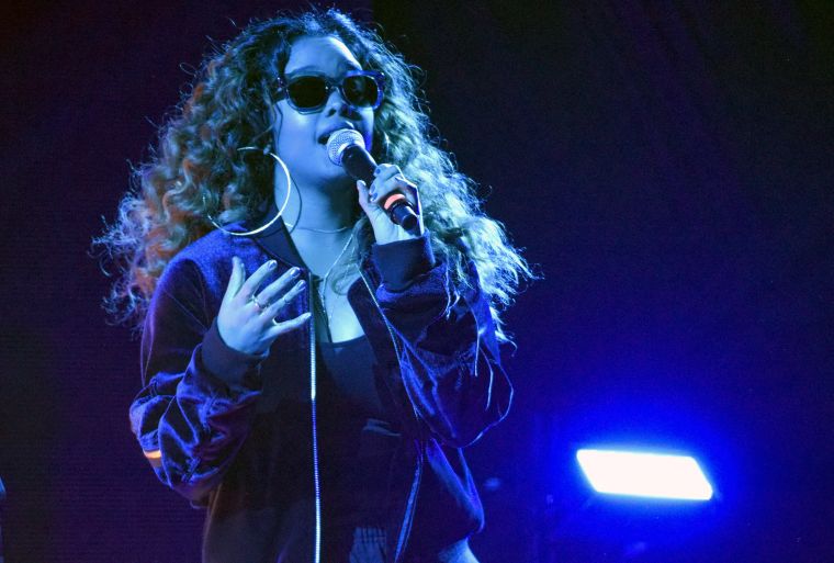 H.E.R. (20)