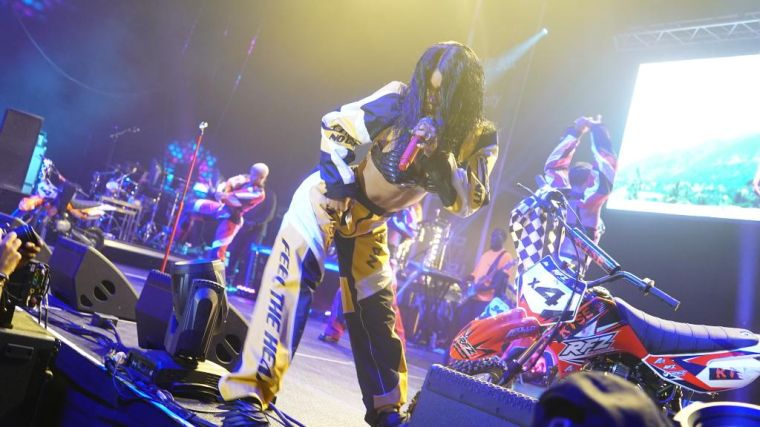 Teyana Taylor – Break The Internet