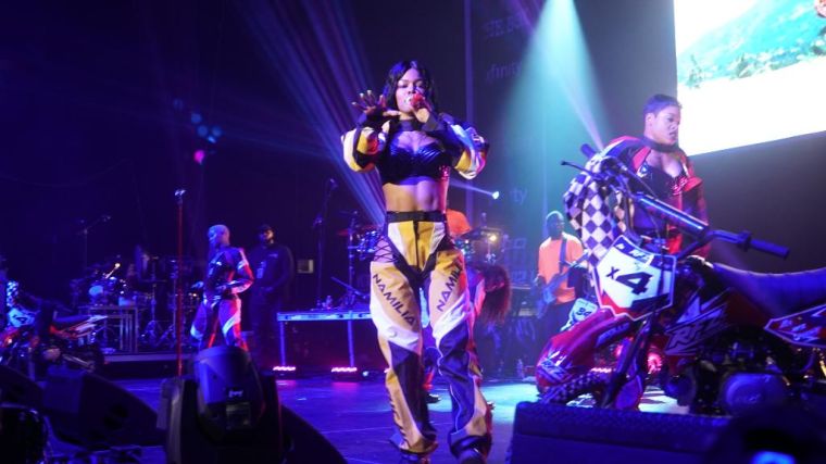 Teyana Taylor - Break The Internet