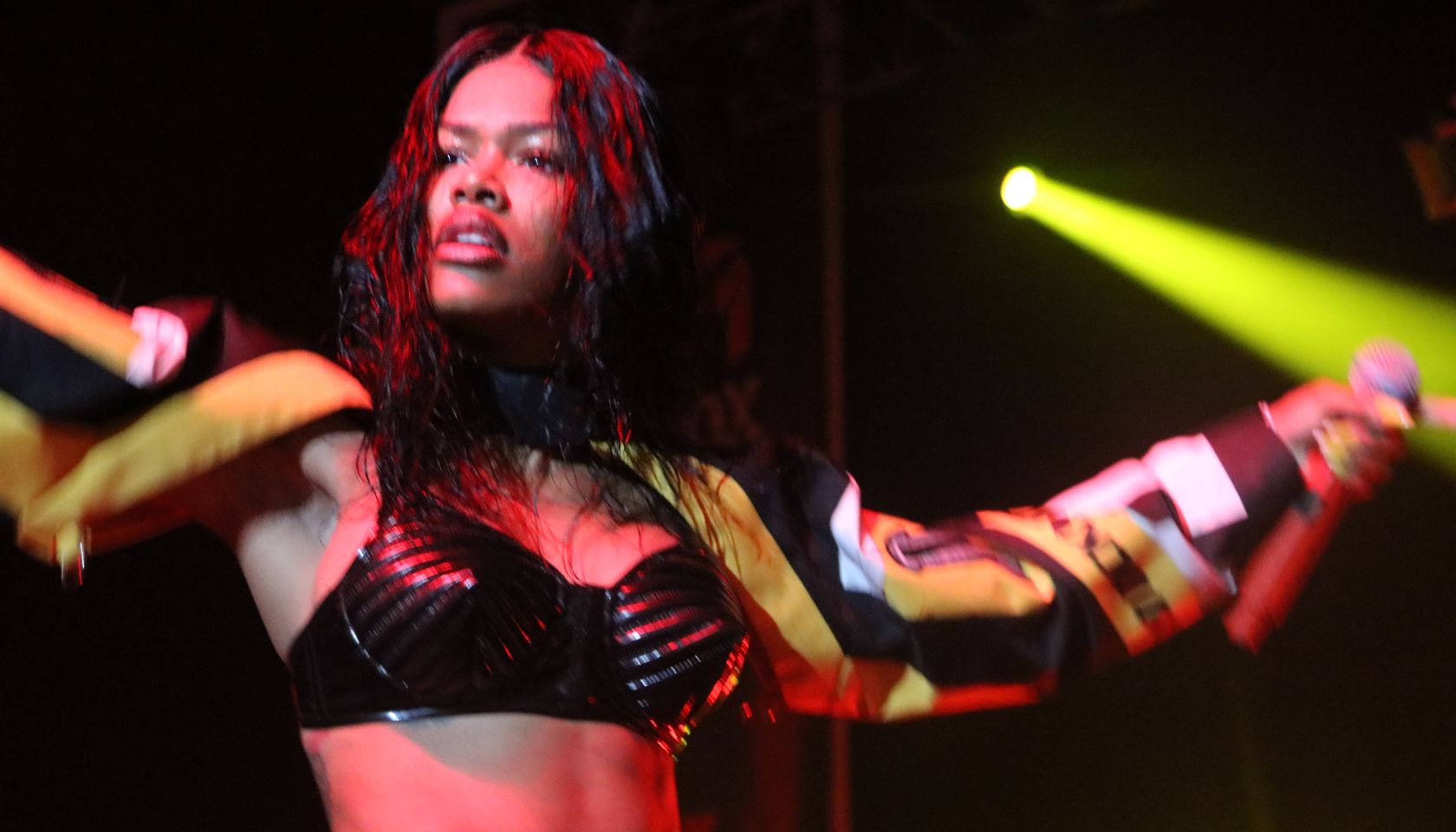 Teyana Taylor - Break The Internet