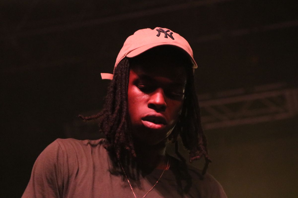 Daniel Caesar - Break The Internet
