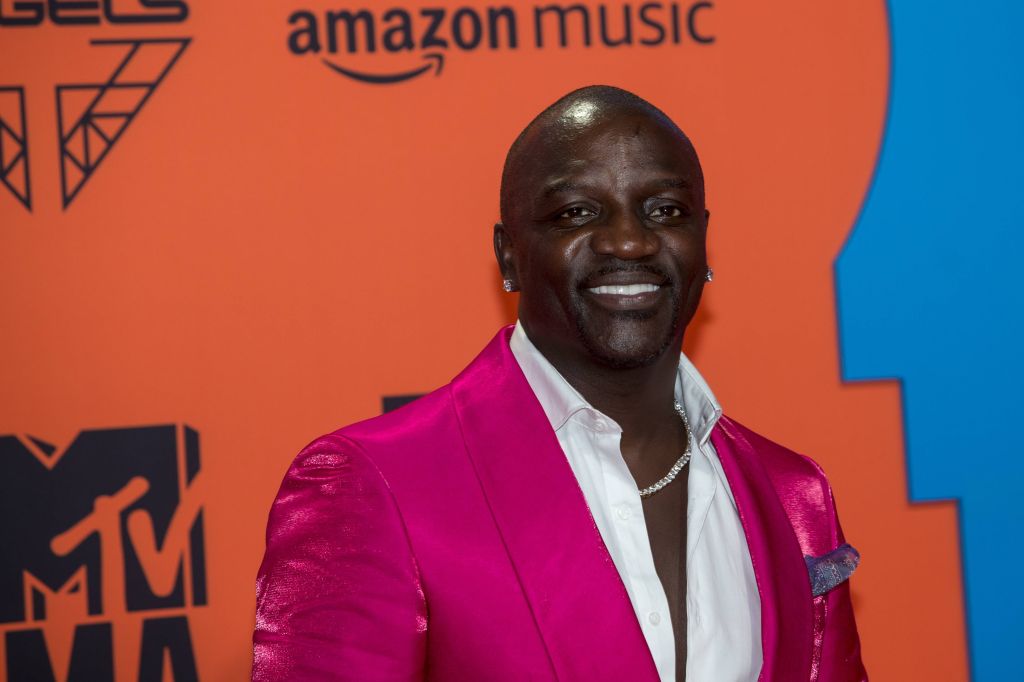 Akon attends the red carpet of the 2019 MTV EMAs, Europe Music Awards, at Fibes Conference & Exhibition Centre in Seville, Spain, on 03 November 2019. | usage worldwide