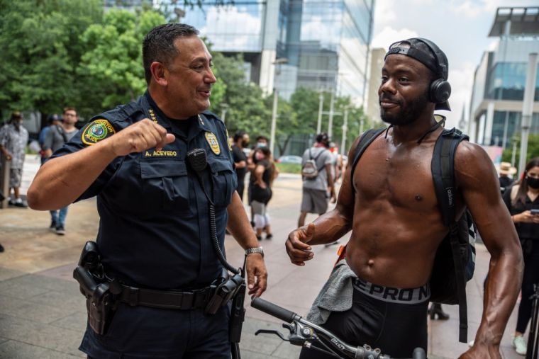 Art Acevedo Talking With A Protester