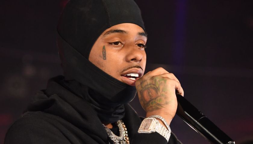 Girl gets FACE TATTOO of boyfriend’s name after 1 DATE! (Photos) | 97.9