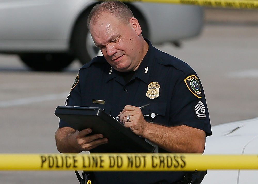 Nine Wounded As Man Opens Fire At Houston Strip Mall