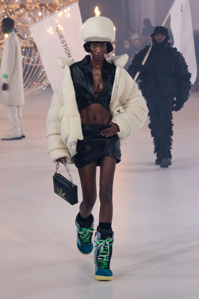 Off-White : Runway - Paris Fashion Week - Womenswear F/W 2022-2023