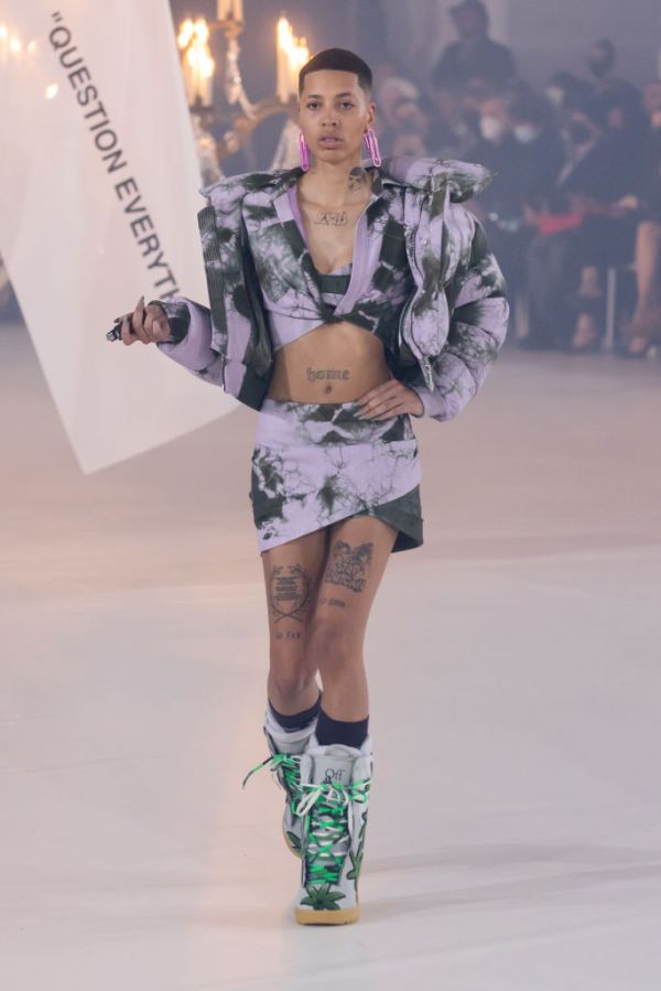 Off-White : Runway - Paris Fashion Week - Womenswear F/W 2022-2023
