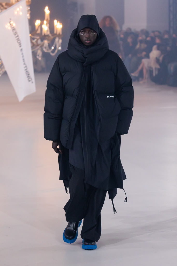 Off-White : Runway - Paris Fashion Week - Womenswear F/W 2022-2023