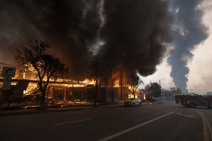Eaton Fire scorches over 10,600 acres northeast of Los Angeles