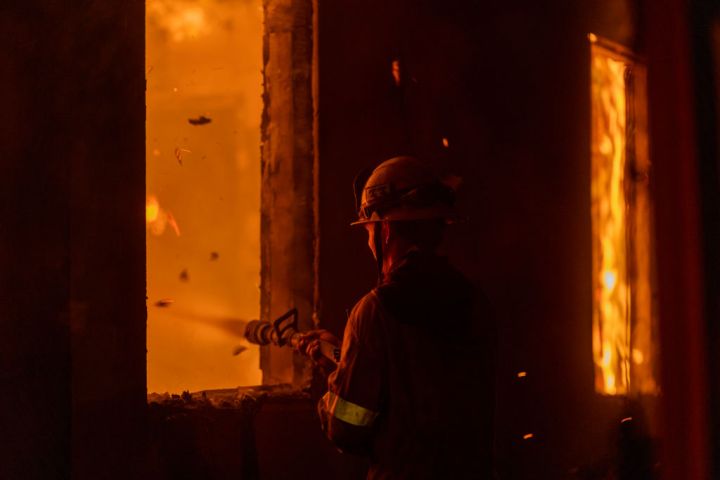 Powerful Winds Fuel Multiple Fires Across Los Angeles Area