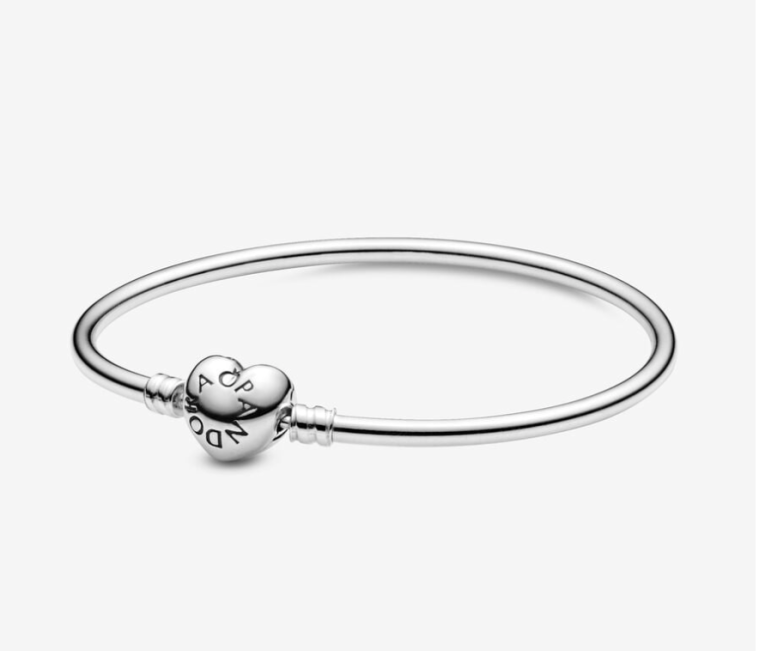 Pandora Moments Heart Clasp Bangle