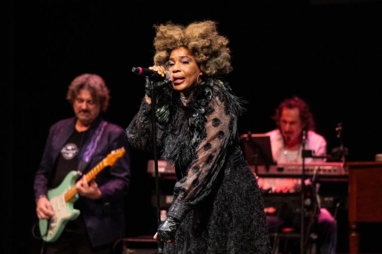 Macy Gray: On How Life is 25th Anniversary Tour