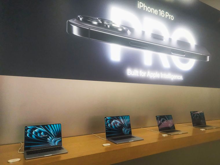 Up To $150 off Apple 13-Inch MacBook Air M4