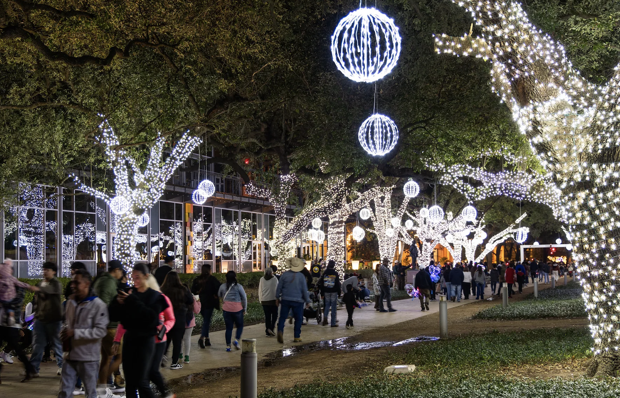 Holiday Flea by Night at Discovery Green