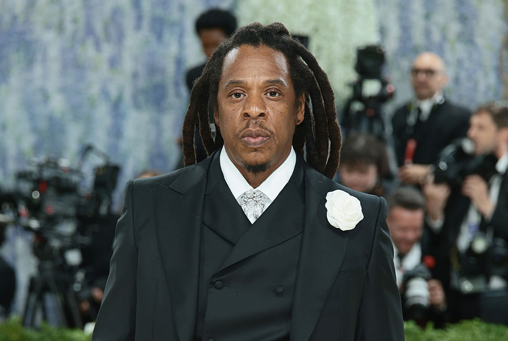 [VIDEO] Jay-Z Fires Shots At Kanye, Drake, Nicki, Dame Dash & More