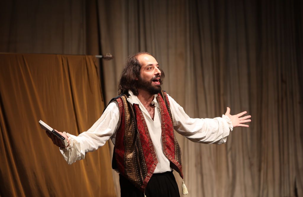 'Hamlet: Double Bill' Play Ends Ukrainian Shakespeare Festival In Ivano-Frankivsk