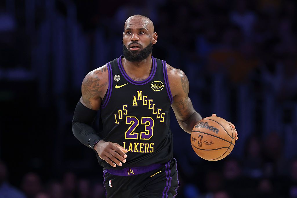 Oklahoma City Thunder v Los Angeles Lakers - Game Four
